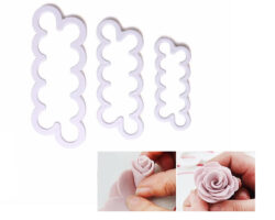 SET DE 3 CORTADORES ROSAS  PLAS
