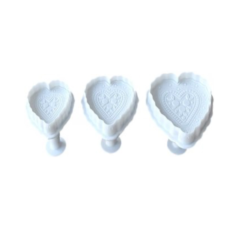 CORTADOR EYECTOR  CORAZON CON GRABADO 3 PZ