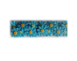 PASTILLAJE AZUCAR FLOR MARGARITA AZUL 3X3 CM 16 PZS. APROX.